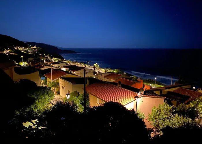 Sul Mare Con Magnifico Panorama *