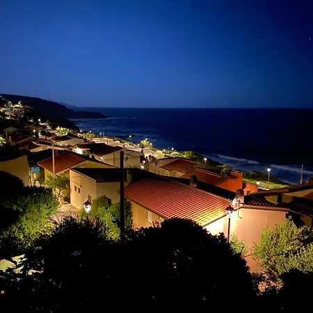 Sul Mare Con Magnifico Panorama *